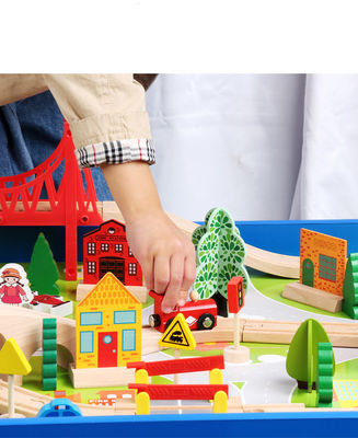 لعبة بناء خشبية صغيرة مكونة من 88 قطعة من لعبة City Road Builder الخشبية